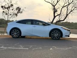 Toyota Prius 2025