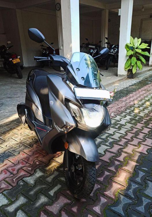 Suzuki Burgman Street 125 Review