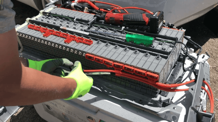  2026 Hybrid Vehicle Battery Reconditioning Standards and New Insurance Regulations in Sri Lanka 