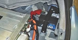 The Indispensable 12V Auxiliary Battery: No Matter the Vehicle news image