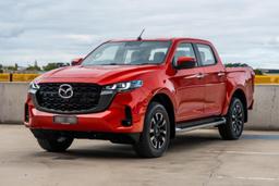 Mazda BT-50 2025