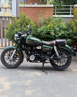 Honda CB350 DLX Pro 2025