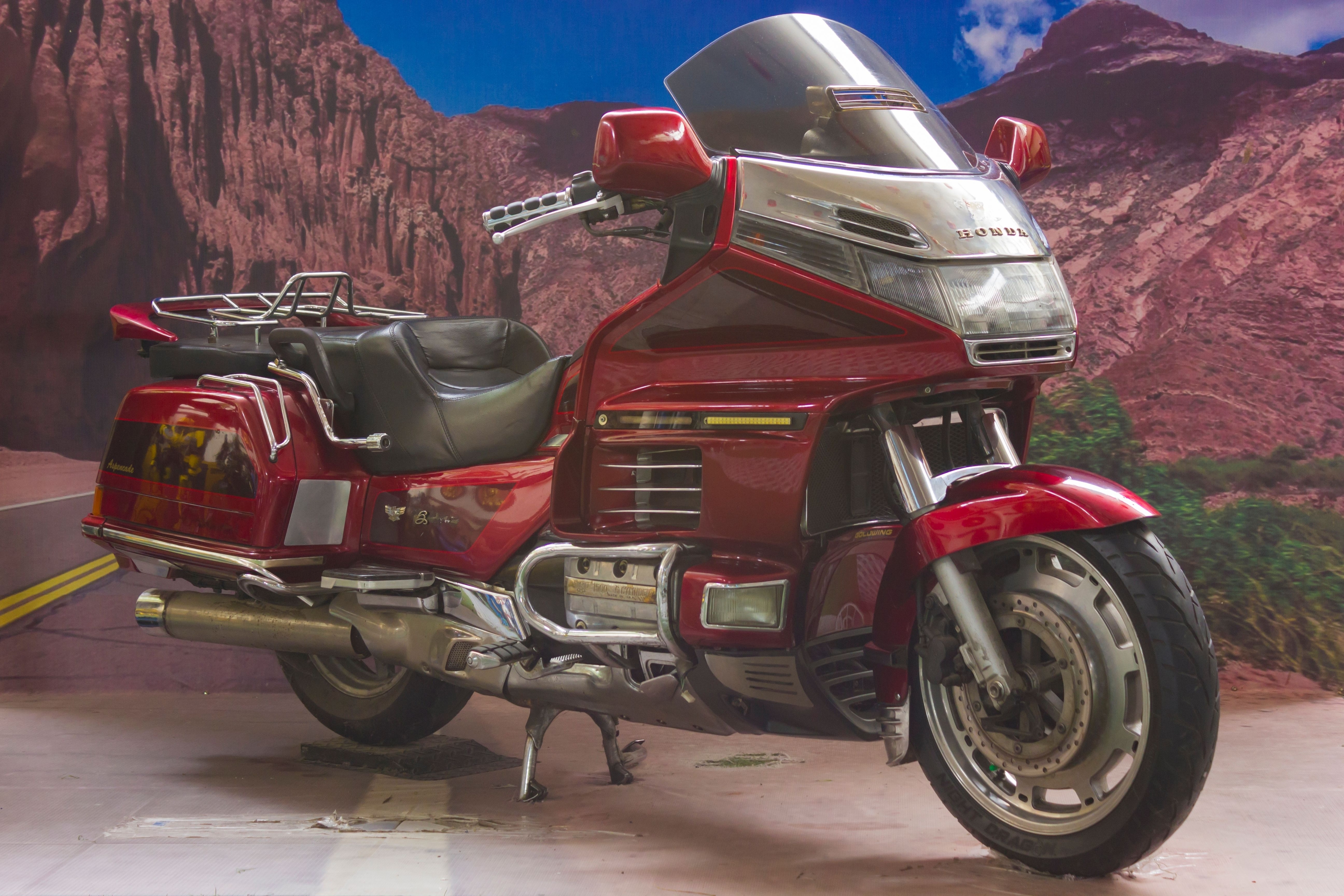Honda Goldwing: The Ultimate Highway Cruiser feature image