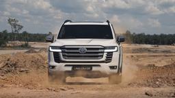 Toyota Land Cruiser 300 2025