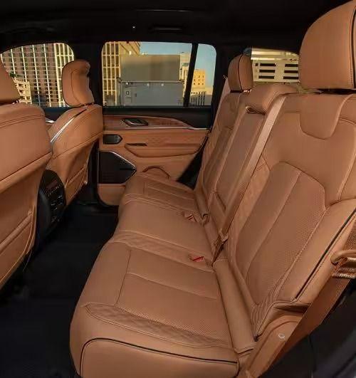 new-project.title-alts.detail.image-gallery.alt