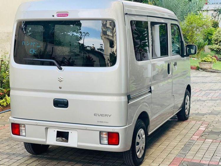 new-project.title-alts.detail.image-gallery.alt