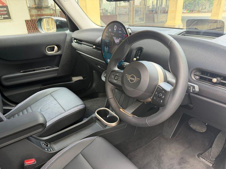 new-project.title-alts.detail.image-gallery.alt