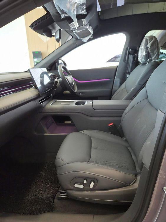 new-project.title-alts.detail.image-gallery.alt