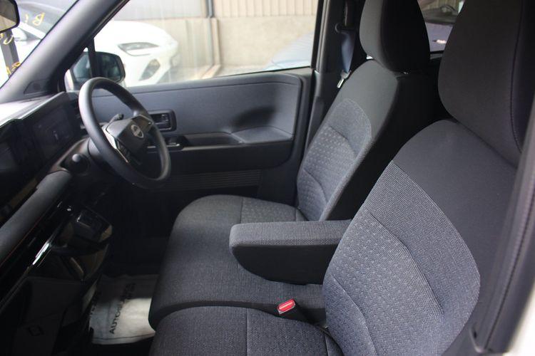 new-project.title-alts.detail.image-gallery.alt