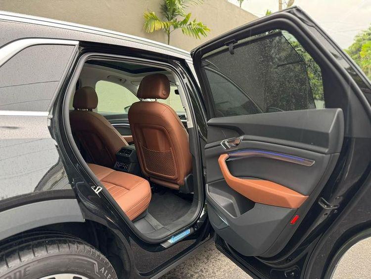 new-project.title-alts.detail.image-gallery.alt