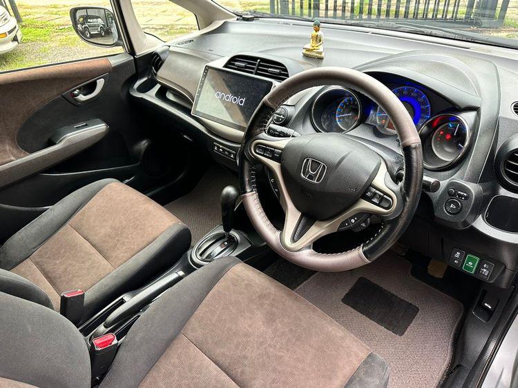 new-project.title-alts.detail.image-gallery.alt