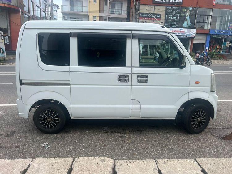 new-project.title-alts.detail.image-gallery.alt