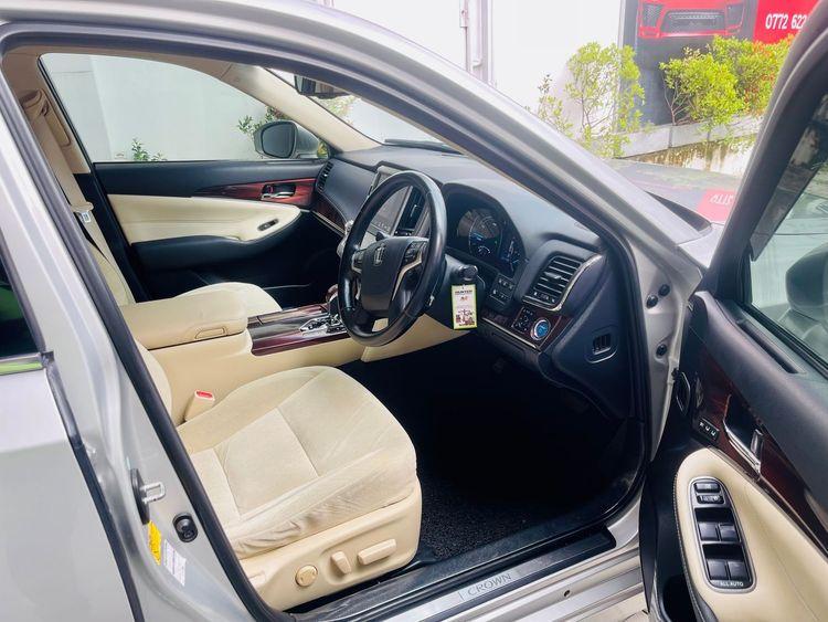 new-project.title-alts.detail.image-gallery.alt