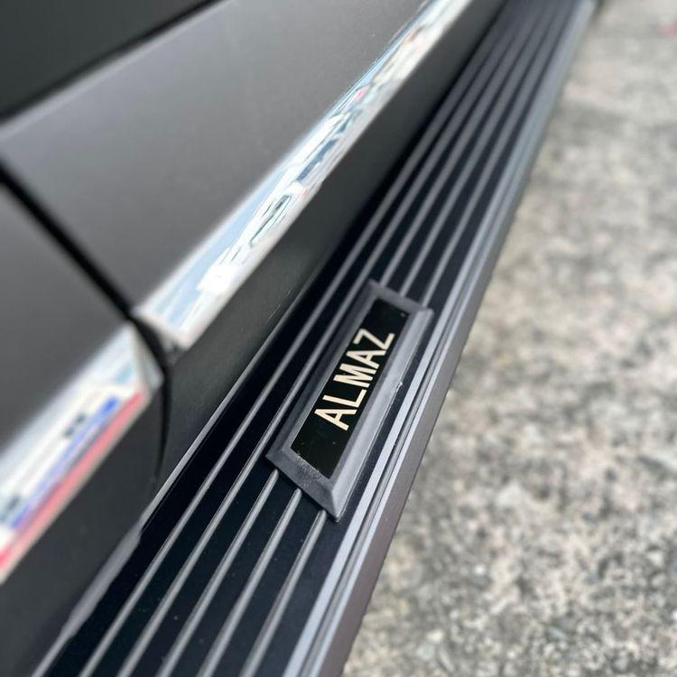 new-project.title-alts.detail.image-gallery.alt