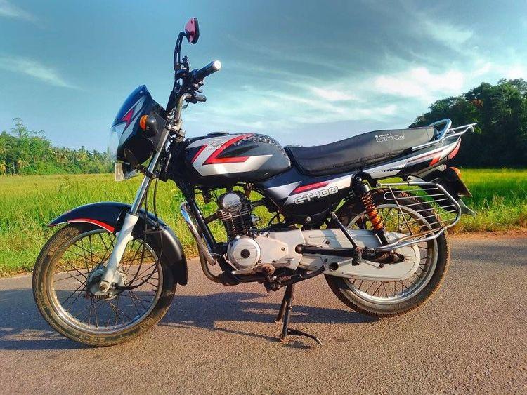 Bajaj CT 100 Review