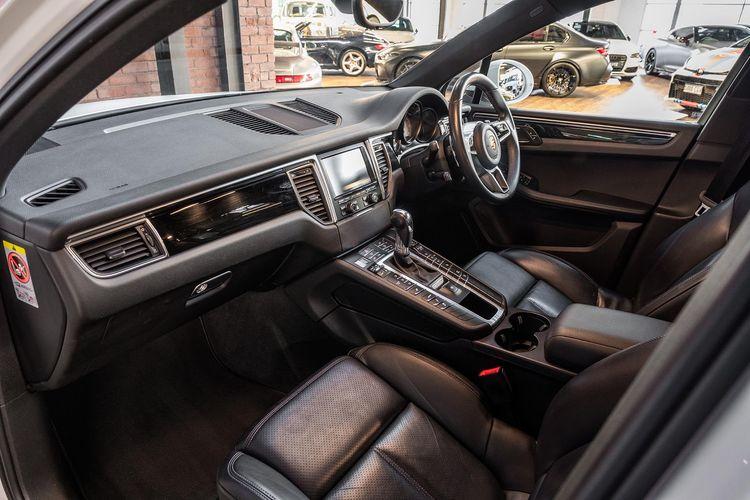 new-project.title-alts.detail.image-gallery.alt