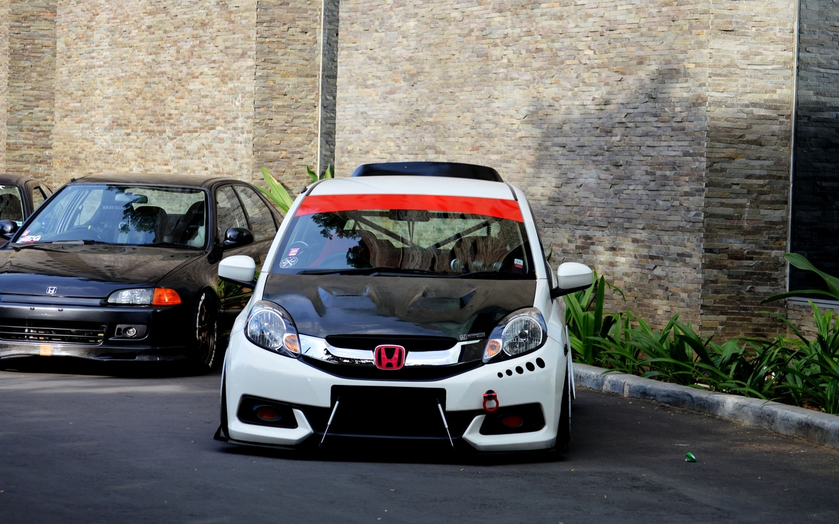 Problems That Arise When Modifying a Vehicle | MotorGuide